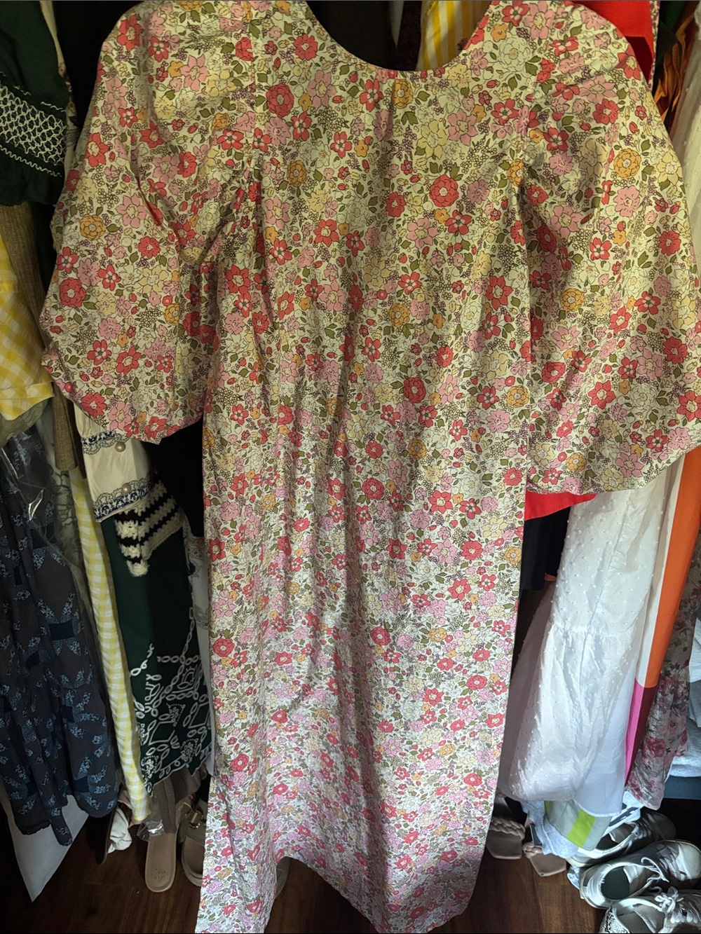 H&M Floral Puff-Sleeve Midi Dress in Pink and Cream size XS